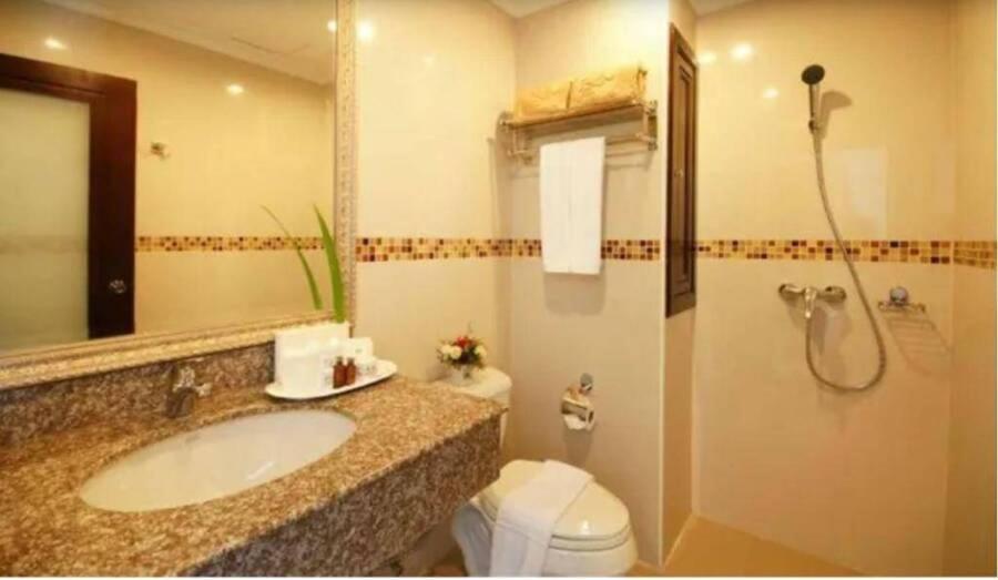 Ivory Palace Hotel Pattaya Extérieur photo