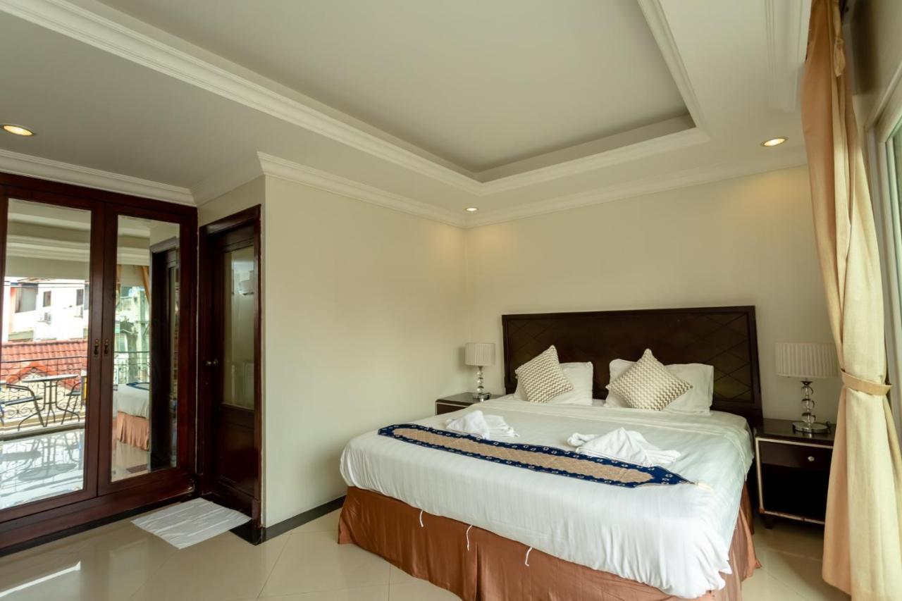 Ivory Palace Hotel Pattaya Extérieur photo