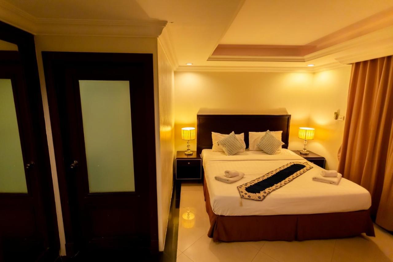 Ivory Palace Hotel Pattaya Extérieur photo