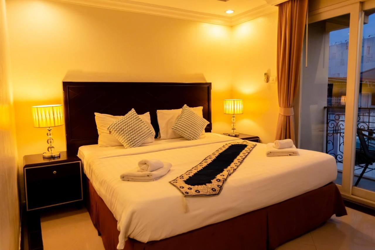 Ivory Palace Hotel Pattaya Extérieur photo