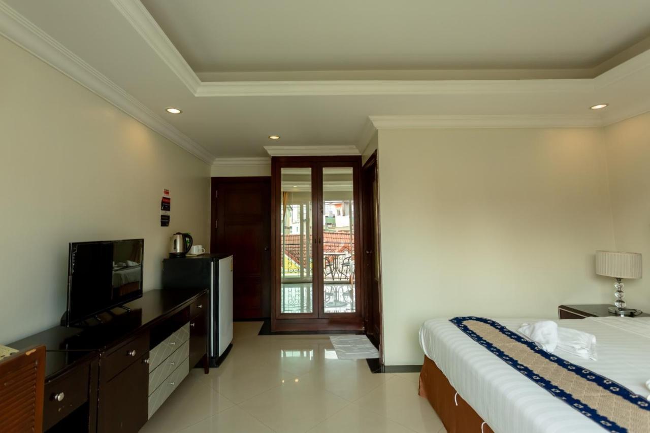 Ivory Palace Hotel Pattaya Extérieur photo