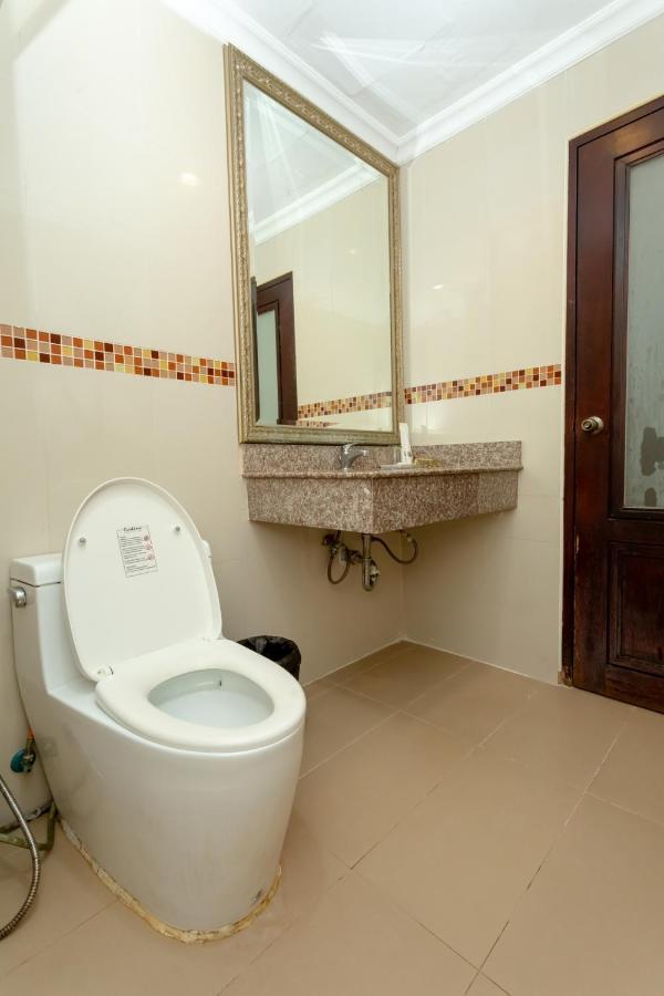 Ivory Palace Hotel Pattaya Extérieur photo