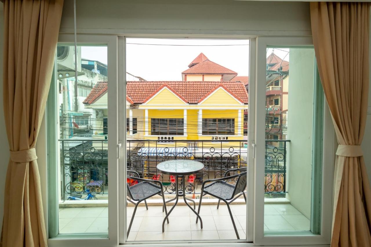 Ivory Palace Hotel Pattaya Extérieur photo