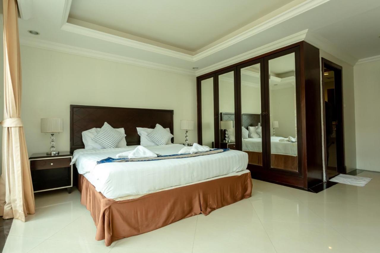 Ivory Palace Hotel Pattaya Extérieur photo